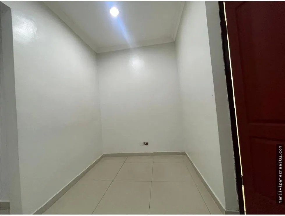 Office for sale in Bella Vista