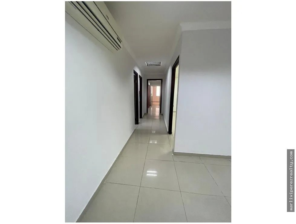 Office for sale in Bella Vista