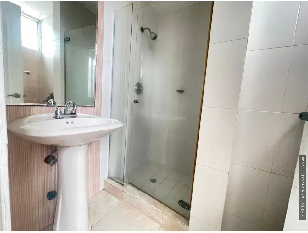 Venta de apartamento en Plaza Edison, Betania