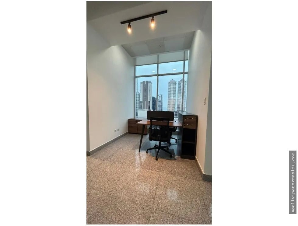 Office for rent in Calle 50