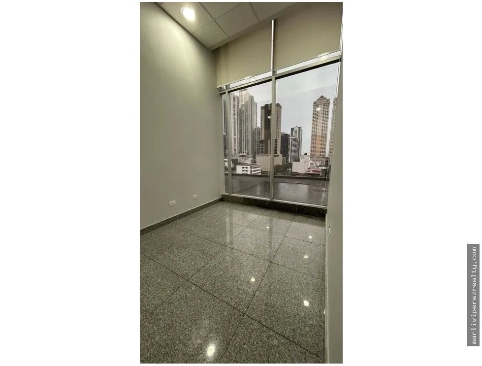 Office for rent in Calle 50