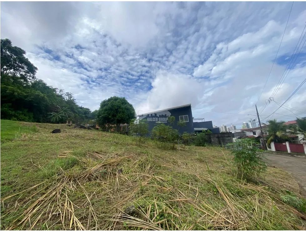 Building Lot for sale in Altos de Santa Maria