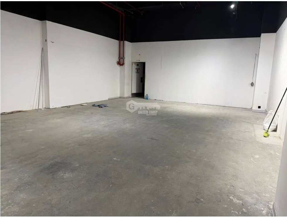LOCAL / ARRAIJAN / WESTLAND MALL / 131M / COMERCIAL / PLANTA BAJA