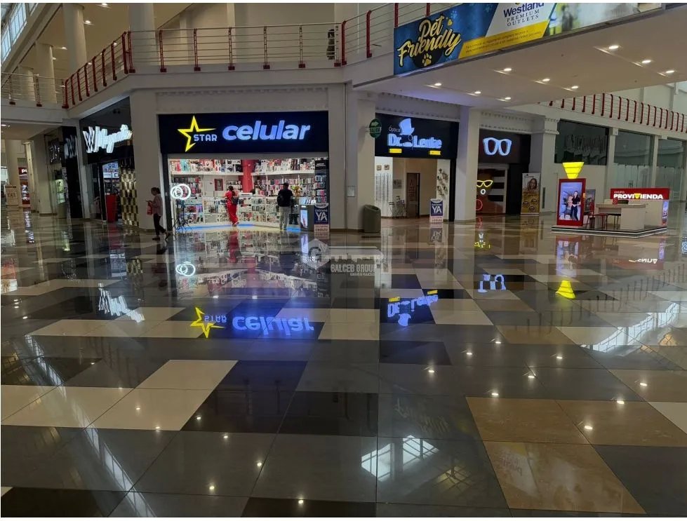 WESTLAND MALL / 160M / PLATA BAJA COMERCIAL / CERCA A  ENTRADA 1