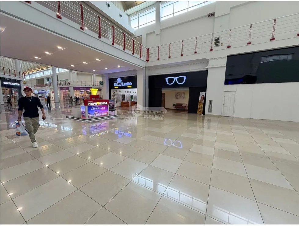 WESTLAND MALL / 160M / PLATA BAJA COMERCIAL / CERCA A  ENTRADA 1