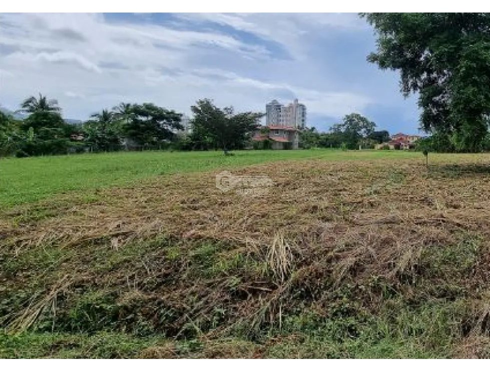 CORONADO / BAHIA SERENA / 1200 M2 / TERRENO / A MINUTOS DE LA PLAYA
