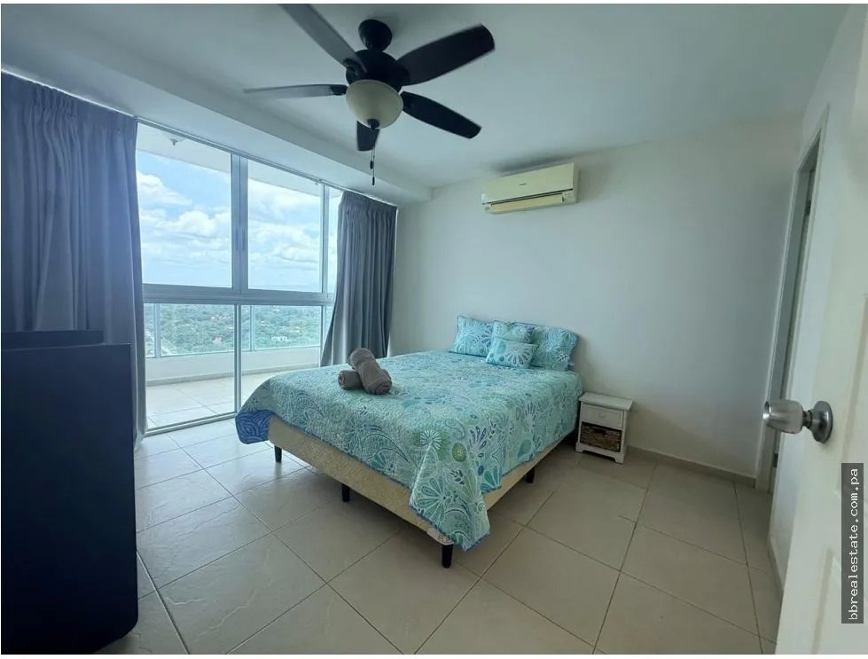 Venta de APARTAMENTO en Coronado Bay, Playa Coronado