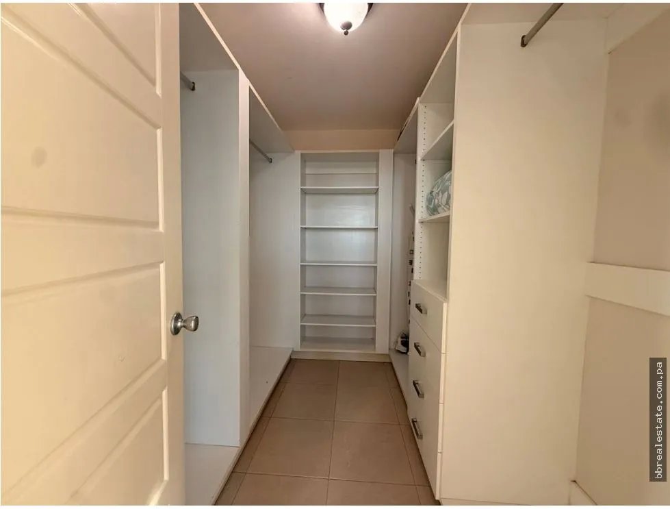 Venta de APARTAMENTO en Coronado Bay, Playa Coronado