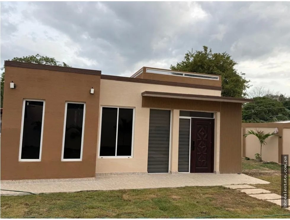 Venta de CASA en Playa Gorgona, Gorgona