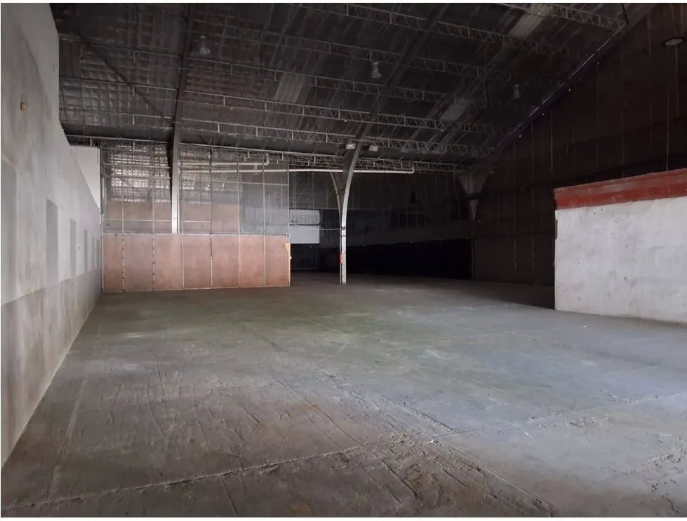 Alquiler de Bodega con anden en Transistmica | 700m2