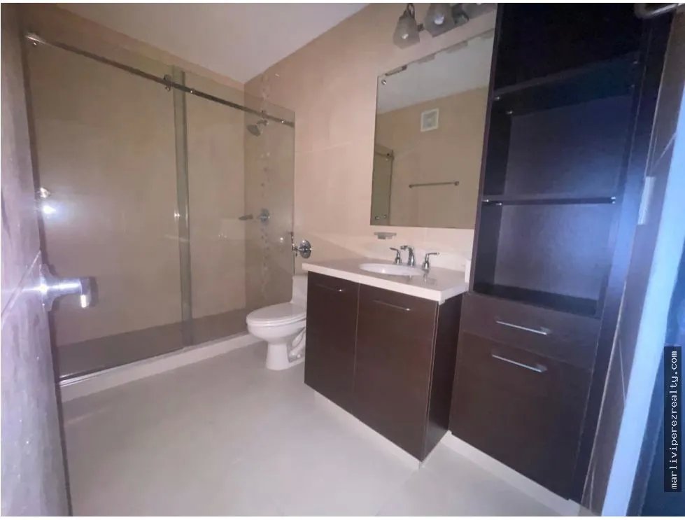 Venta de apartamento en Clayton, Ancón