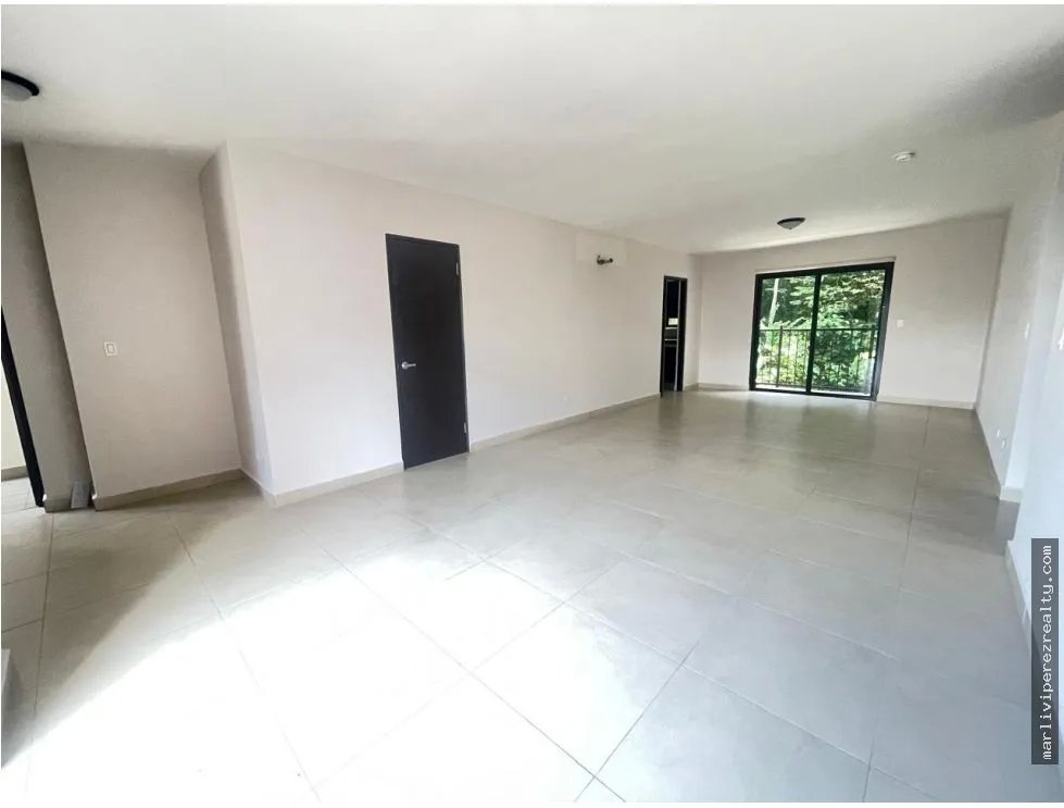 Venta de apartamento en Clayton, Ancón