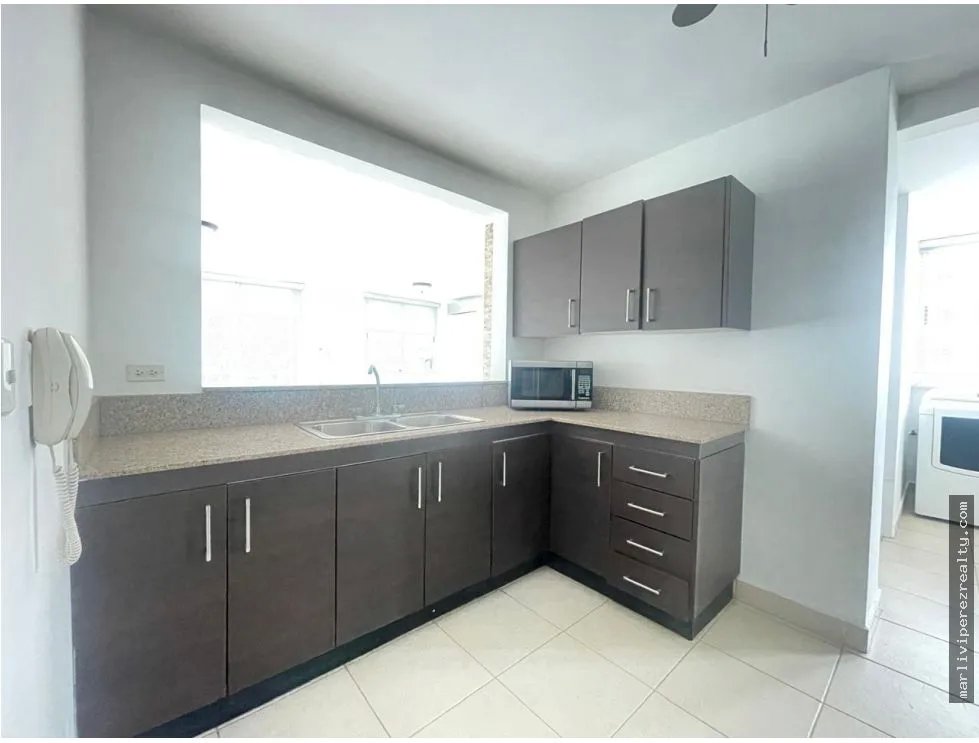 Apartment for Sale in Clayton