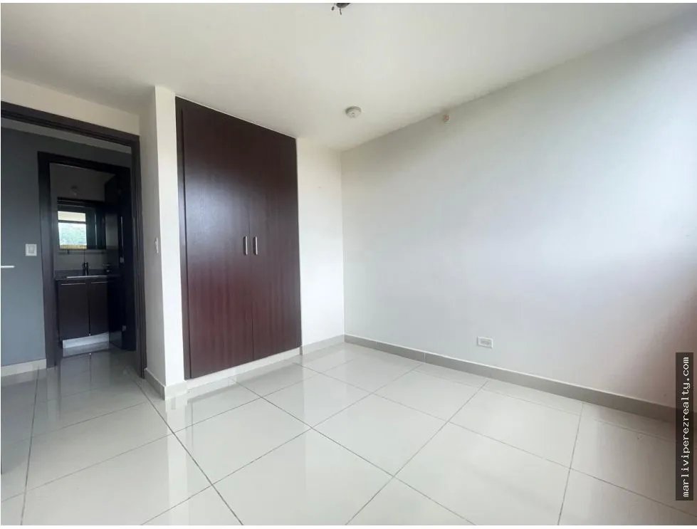 Apartment for Sale in Condado del Rey, Betania