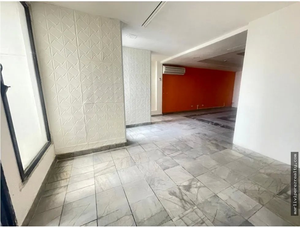 Office Rental on Avenida Balboa