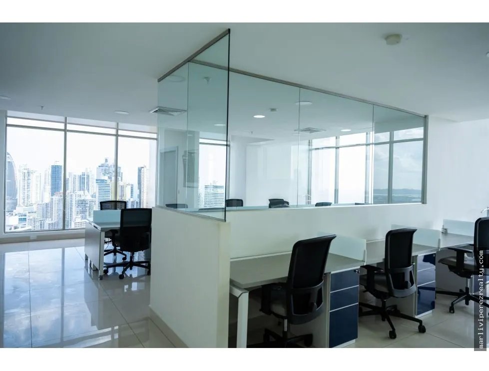 Office Rental on Avenida Balboa