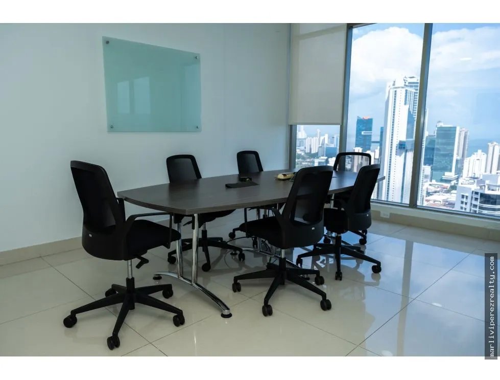 Office Rental on Avenida Balboa