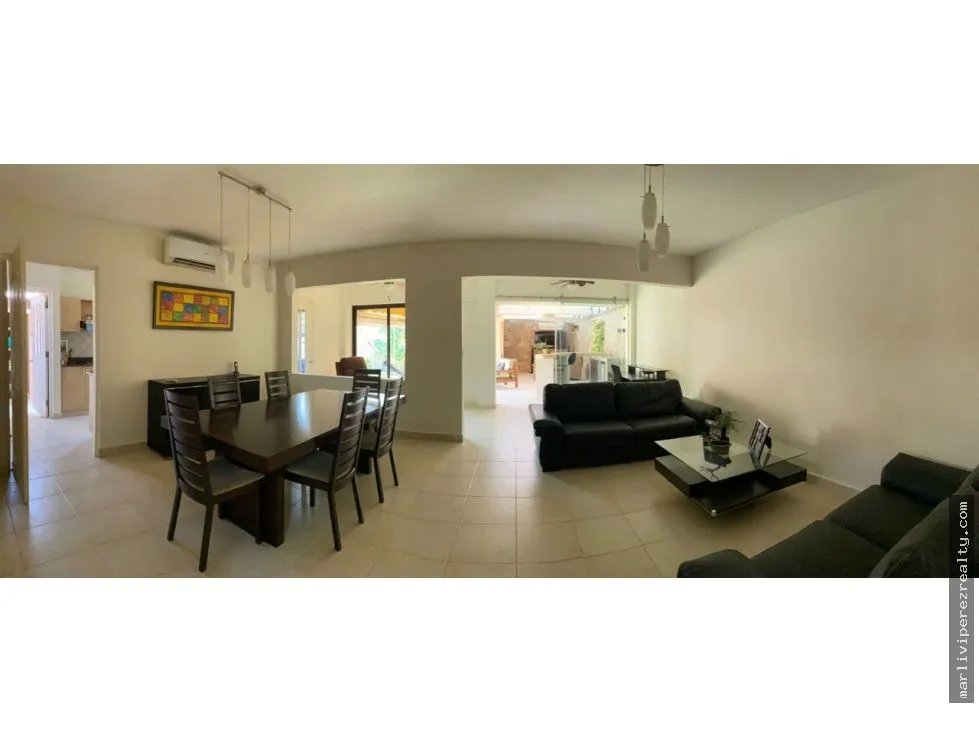 Venta de casa en Costa Sur, Versalles