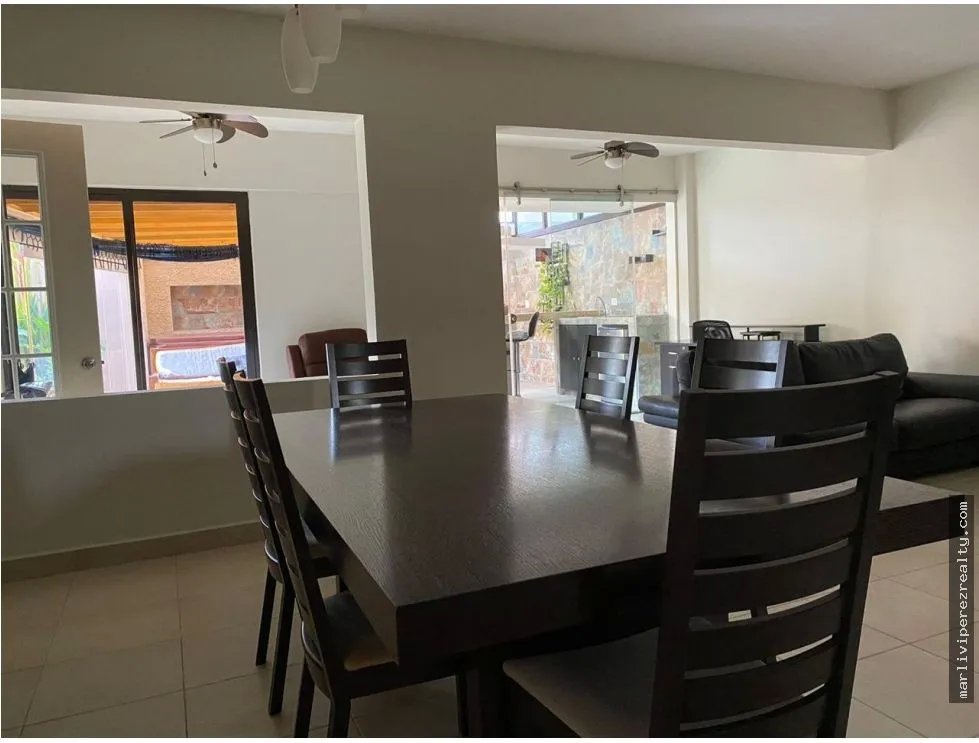 Venta de casa en Costa Sur, Versalles