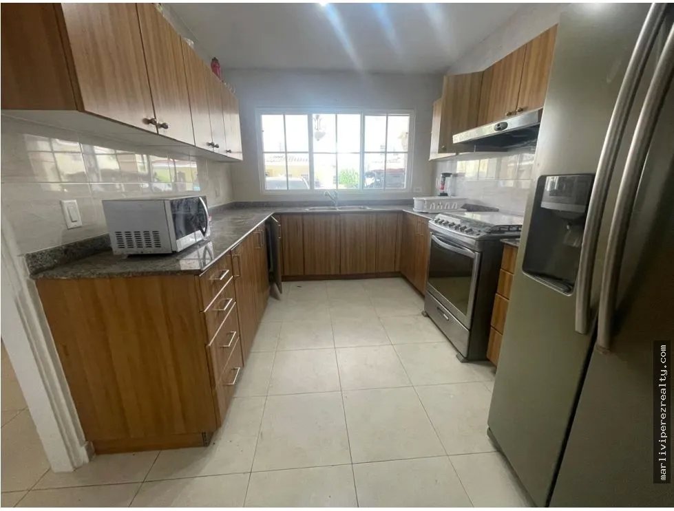 Venta de residencia en Brisas del Golf