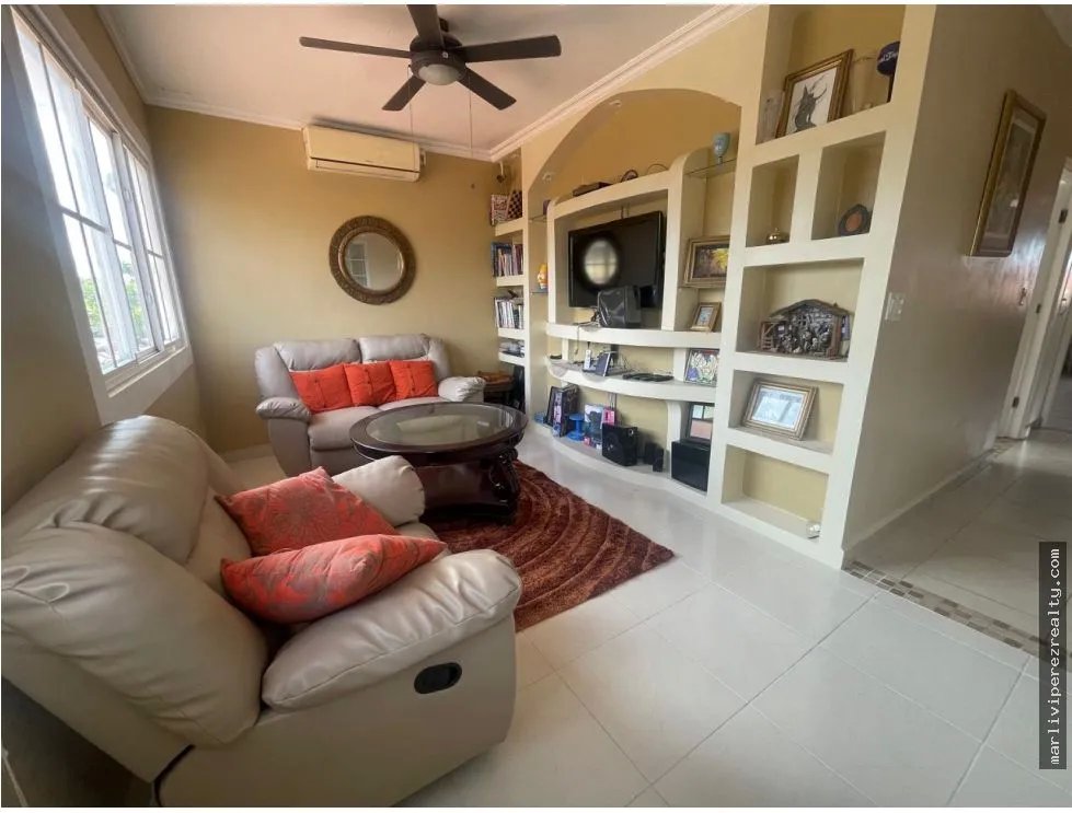 Venta de residencia en Brisas del Golf