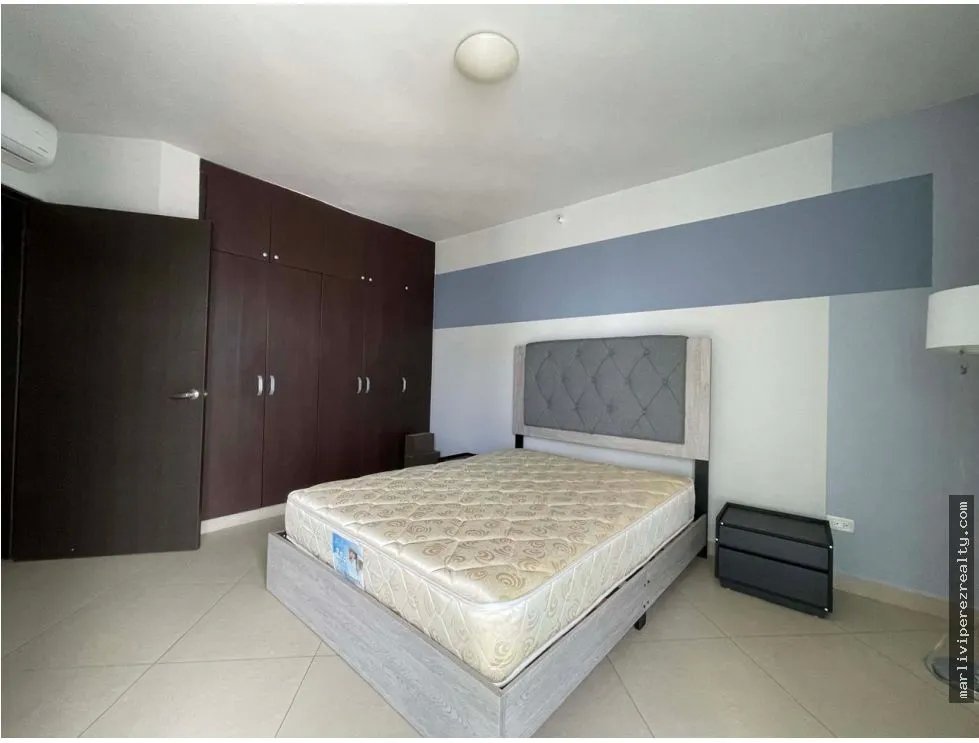Apartamento en alquiler amoblado en Costa del Este