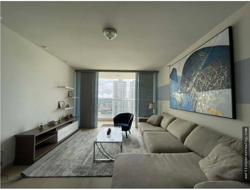 Apartamento en alquiler amoblado en Costa del Este