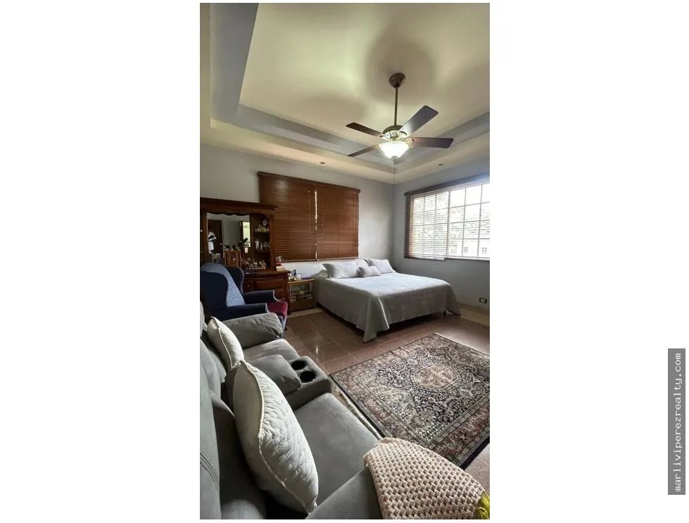 Casa en Venta Llanos de Curundu, Ancón