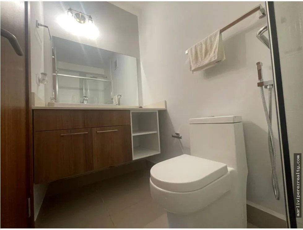 Venta de apartamento en Río Abajo