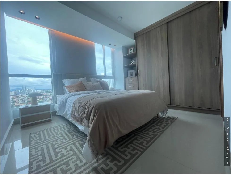 Venta de apartamento en Río Abajo