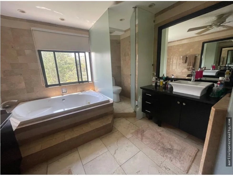 Apartamento en venta La Cresta