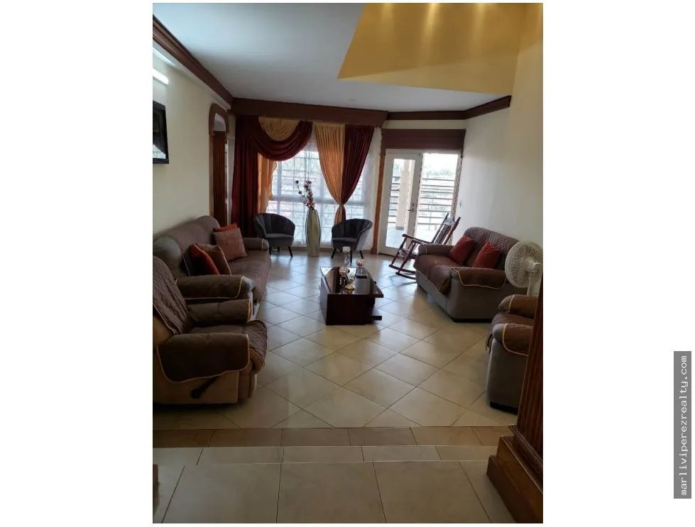 Venta de casa en Villa de las Fuentes
