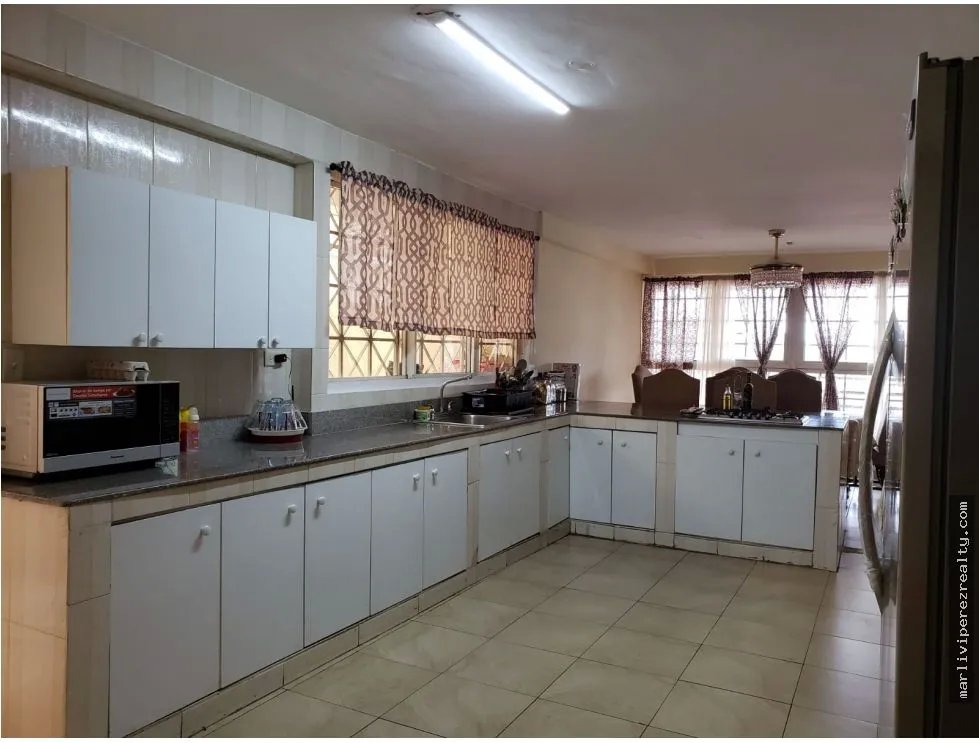 Venta de casa en Villa de las Fuentes