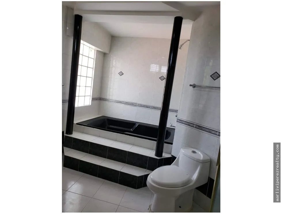 Venta de casa en Villa de las Fuentes