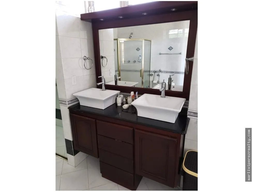 Venta de casa en Villa de las Fuentes