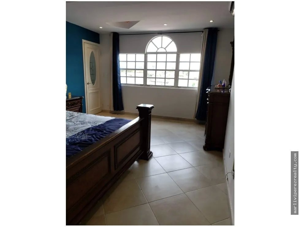 Venta de casa en Villa de las Fuentes