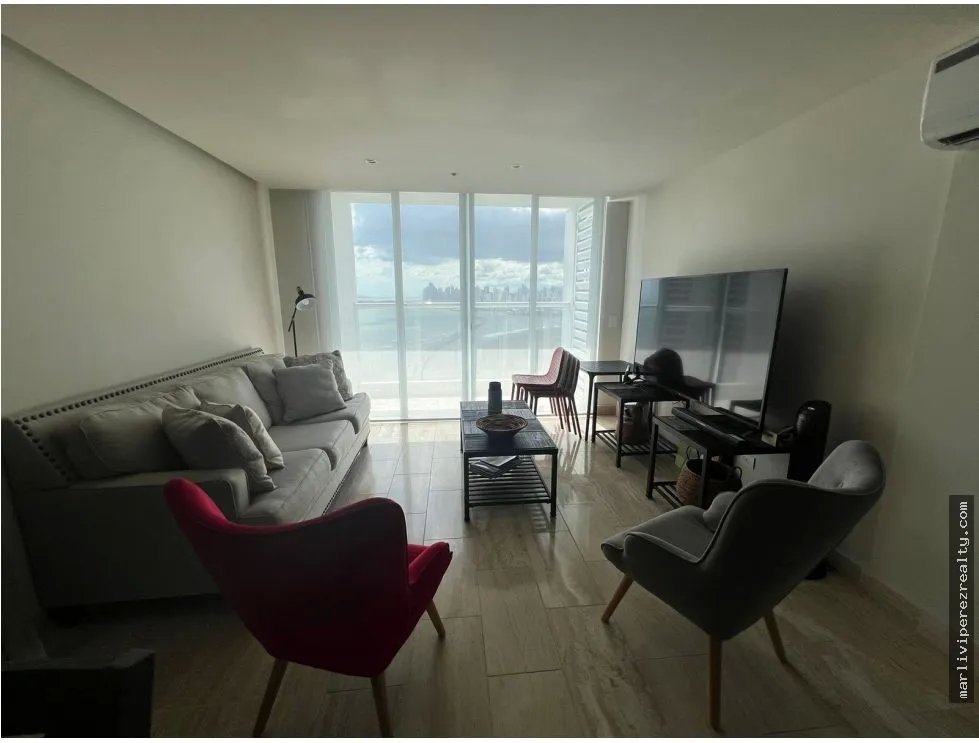 Alquiler de apartamento amoblado en Costa del Este