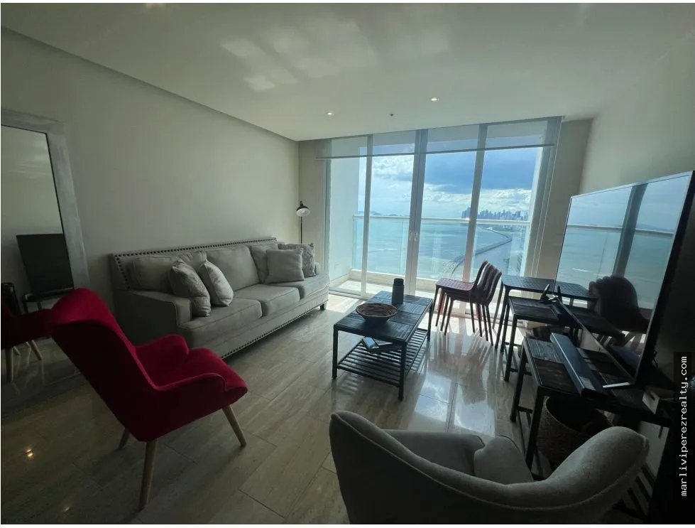 Alquiler de apartamento amoblado en Costa del Este