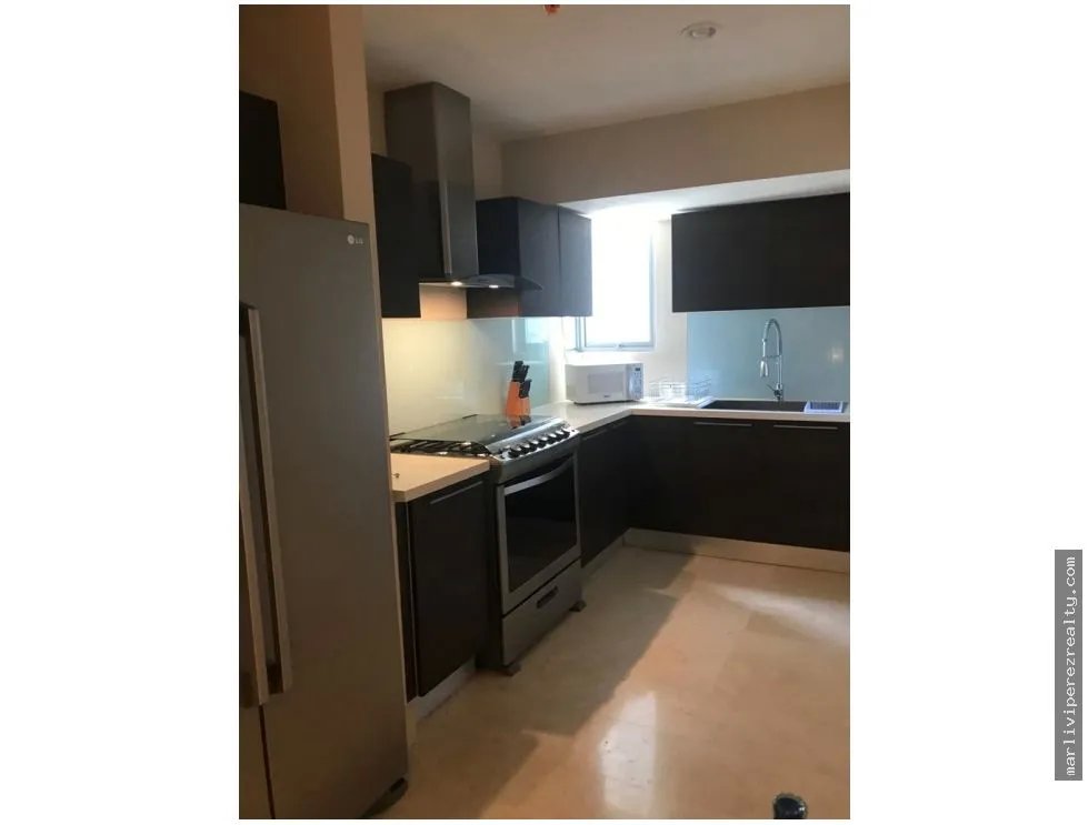 Apartment Rental with Ocean View on Avenida Balboa