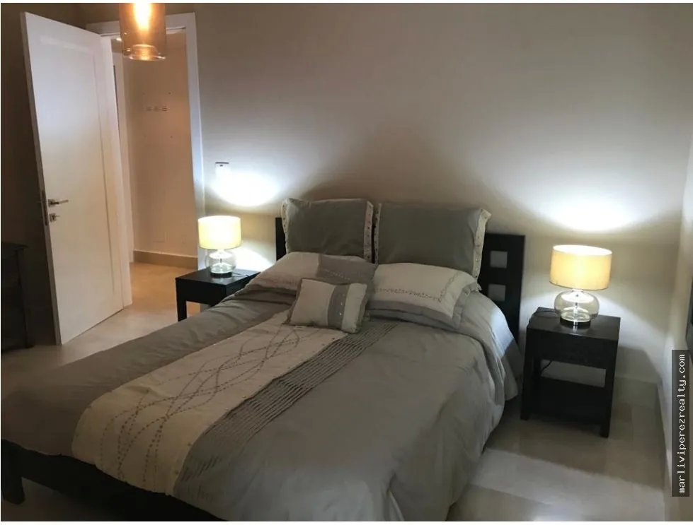 Apartment Rental with Ocean View on Avenida Balboa