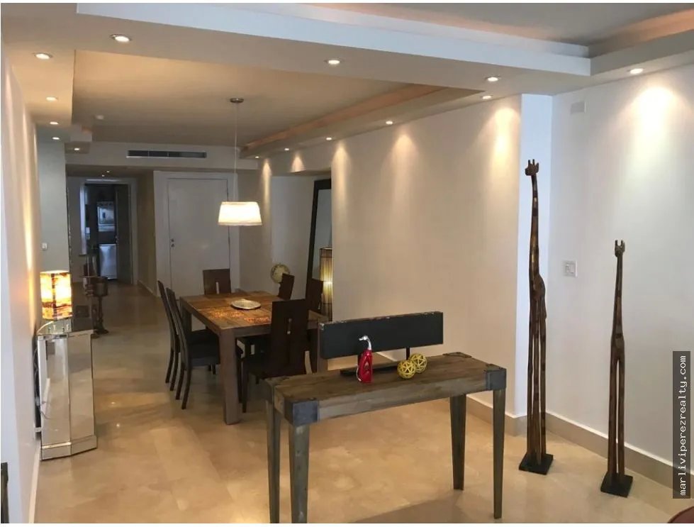 Sale of Apartment with Sea View on Avenida Balboa
