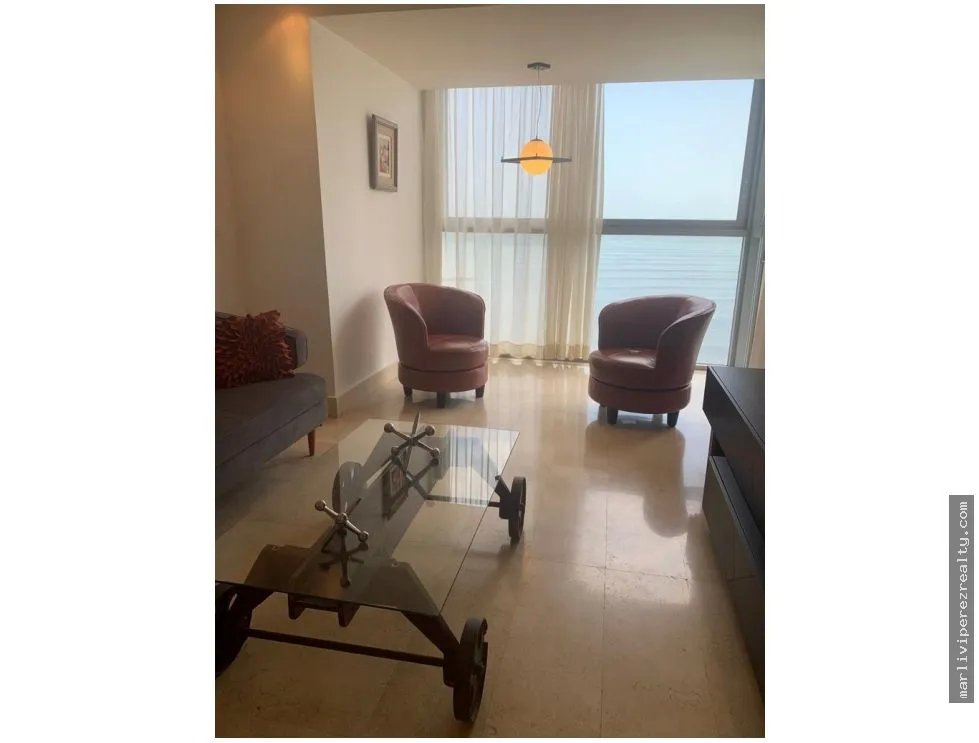 Sale of Apartment with Sea View on Avenida Balboa
