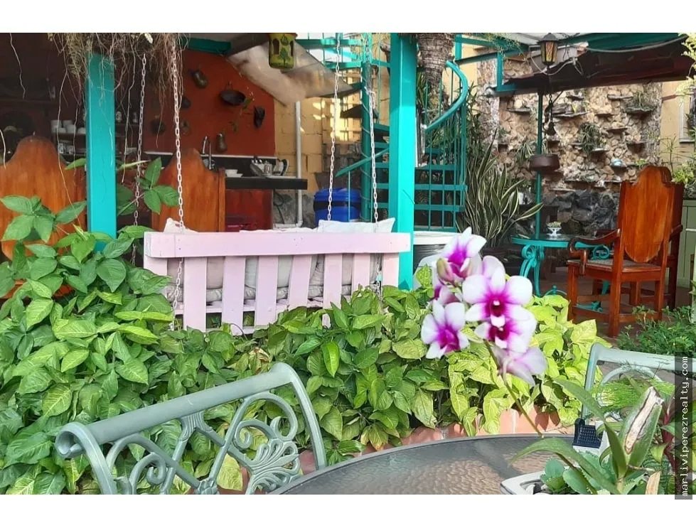 Land Sale with Operating Business in Bella Vista