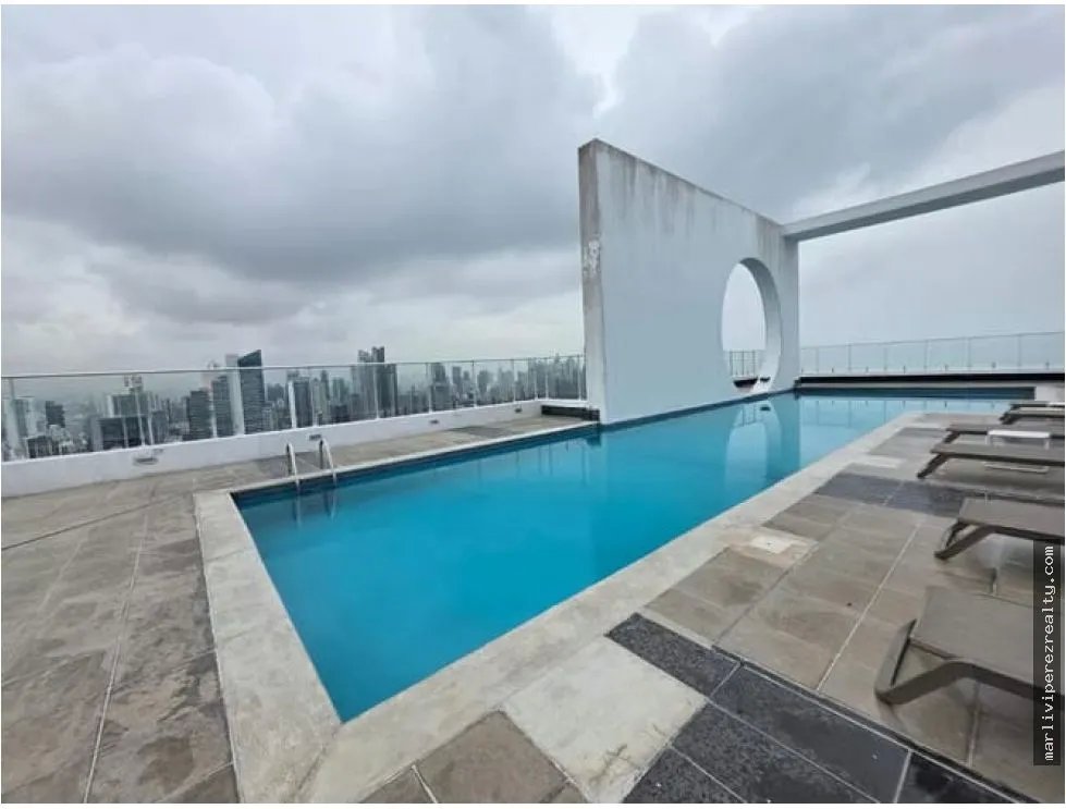 Venta de apartamento en avenida Balboa