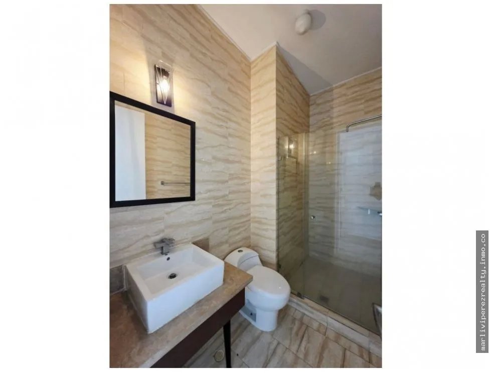 ALQUILER DE APARTAMENTO EN OBARRIO-REMODELADO