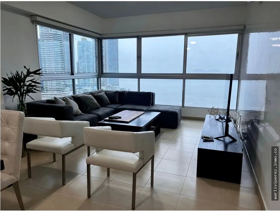 Alquiler de apartamento en Avenida Balboa