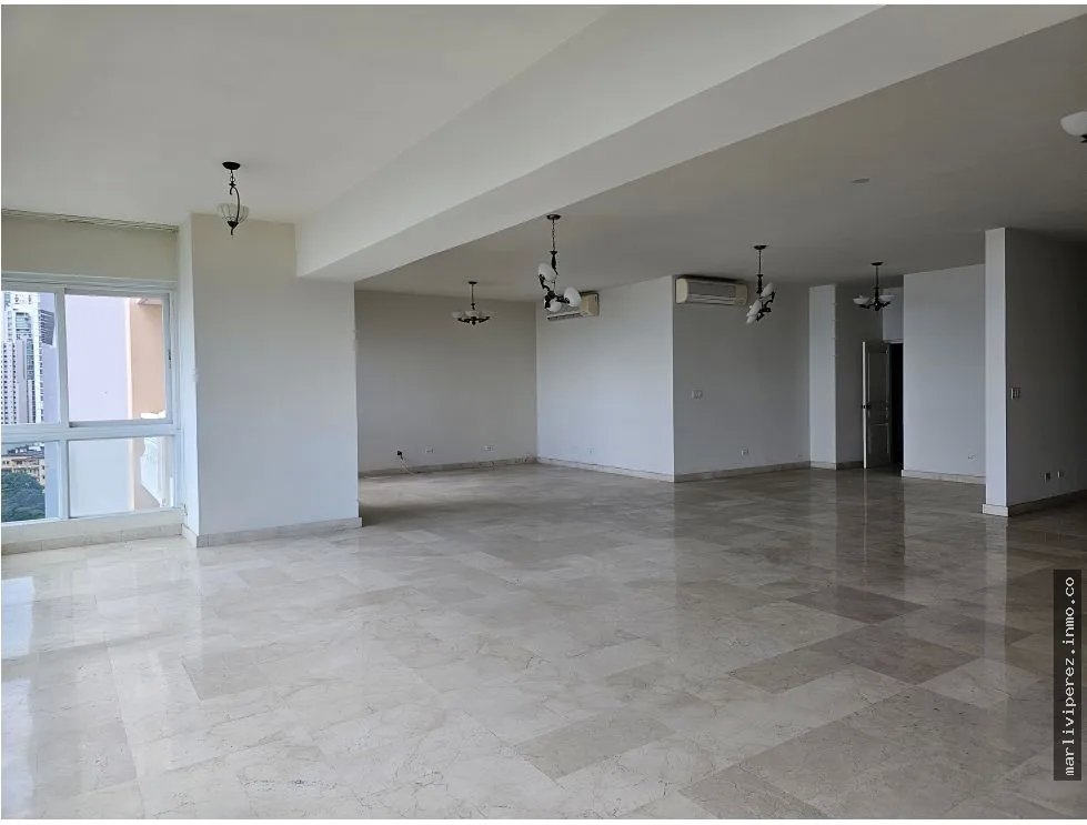 Apartment Rental on Avenida Balboa, PH Vista Marina