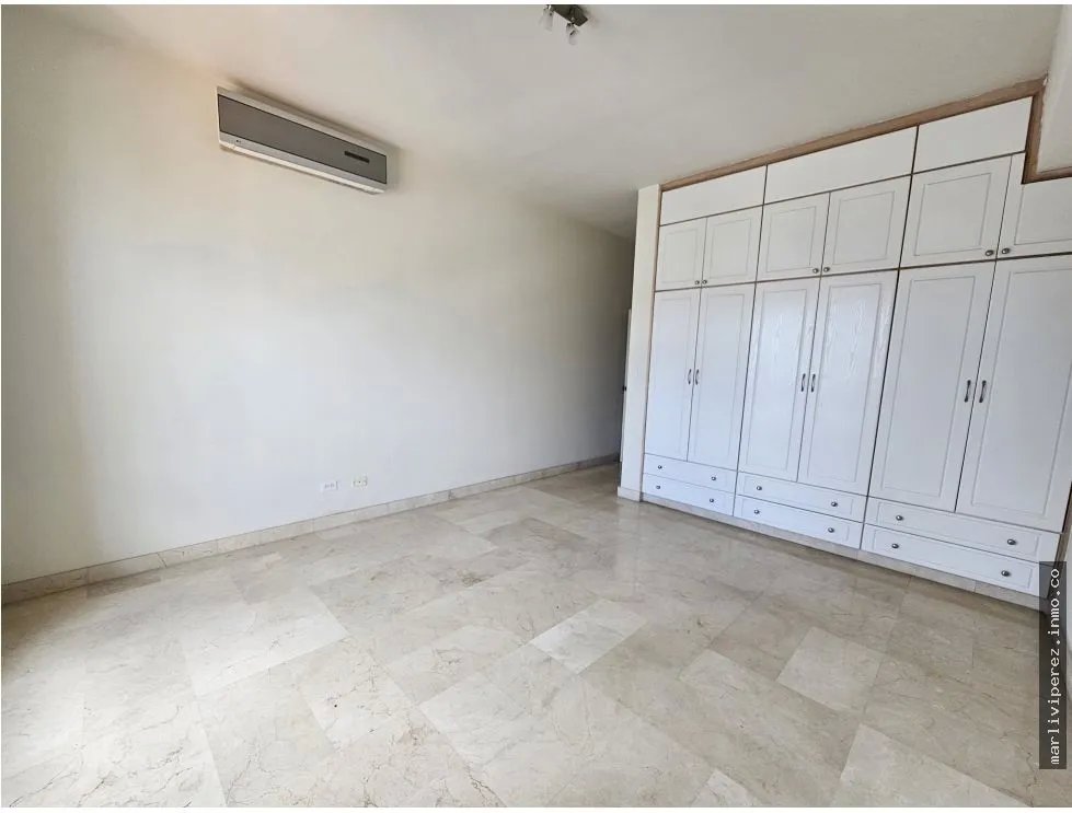 Apartment Rental on Avenida Balboa, PH Vista Marina