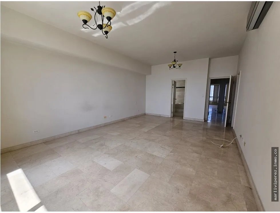 Alquiler de apartamento en Avenida Balboa, PH Vista Marina