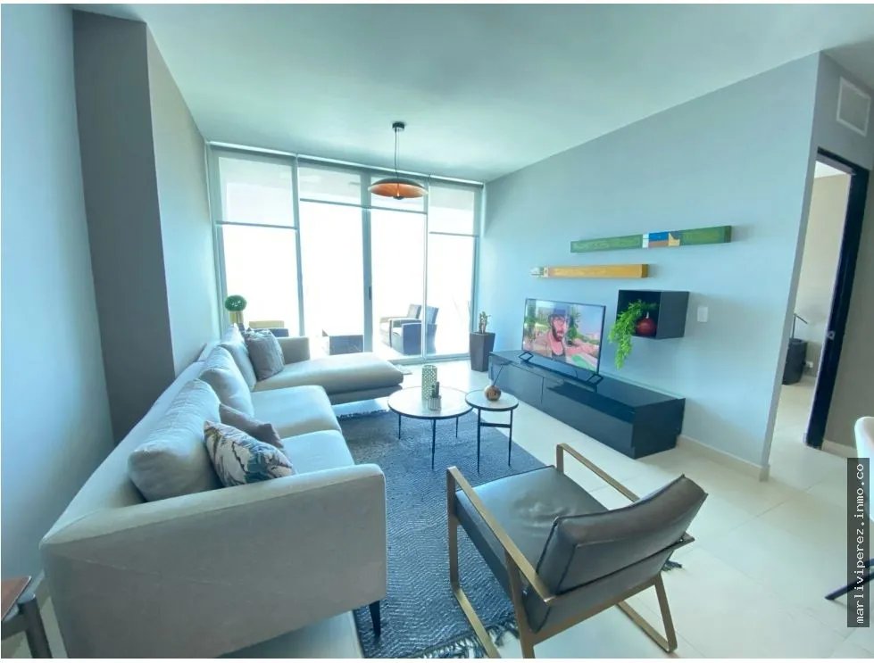 Alquiler de Apartamento en Avenida Balboa Amoblado